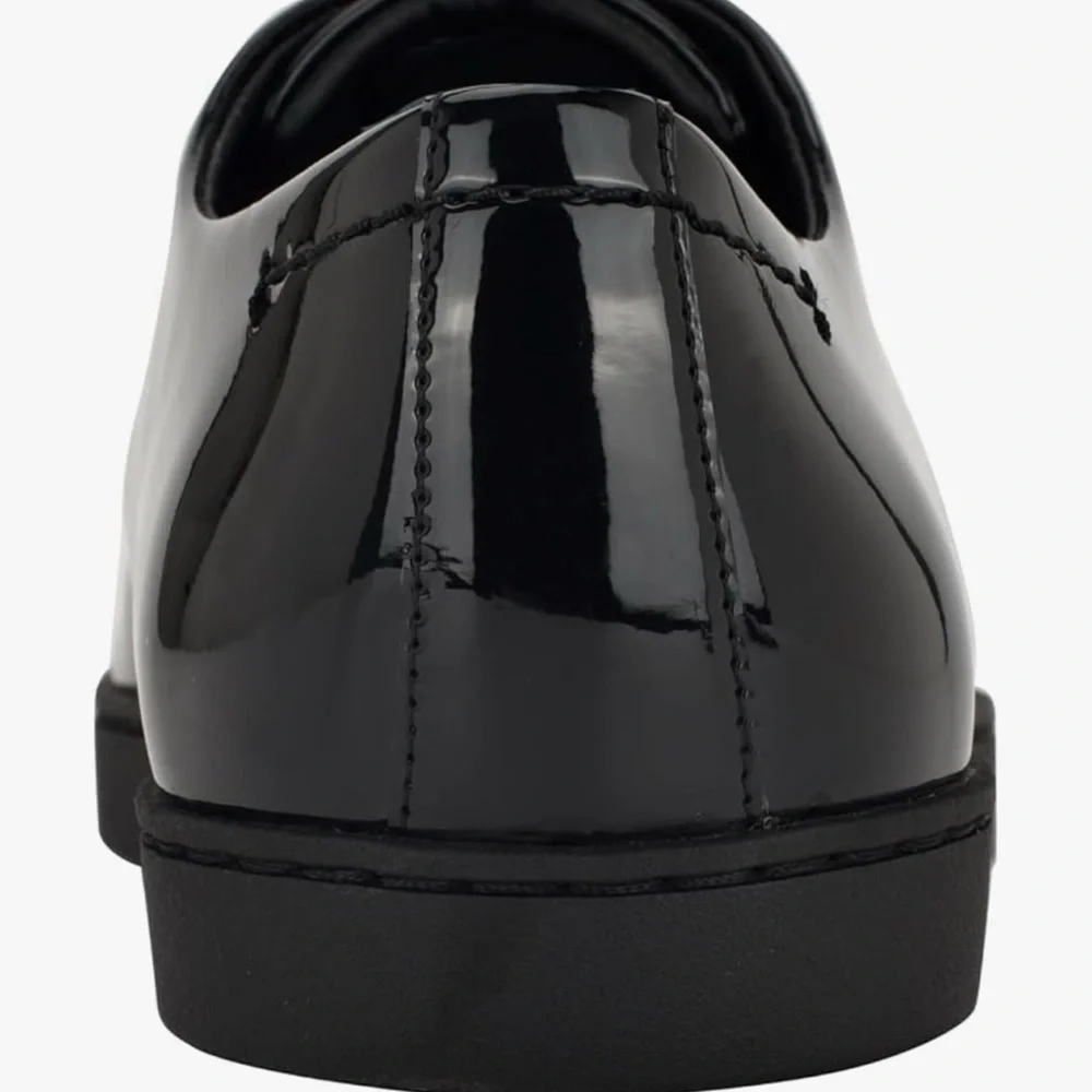 Calvin Klein Glossy Black‎ Oxfords Dress Shoes, Size 7, NWOT